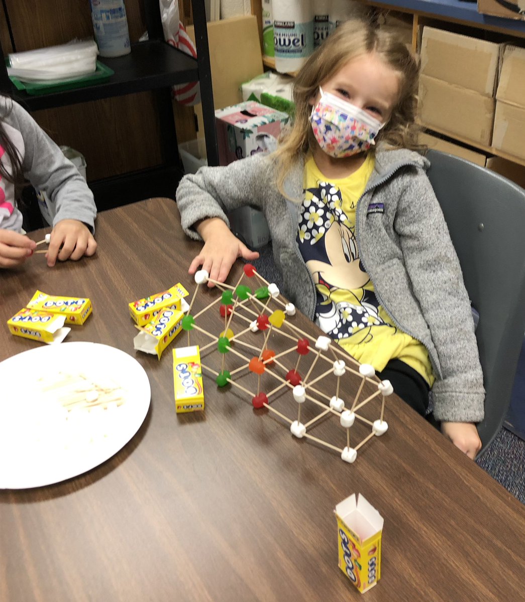 gaudens1st's tweet photo. We had our first visit to the STEAM Lab. Look at these sweet structures! #eaglesdeserveit21 https://t.co/pMpvVb5zEK