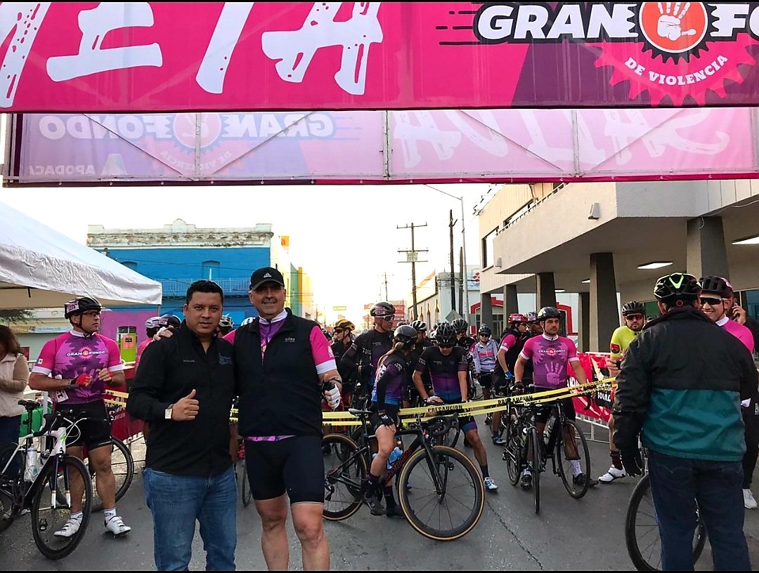 jesusramirezgz's tweet photo. Muchas Felicidades mi amigo  @cesargarzav, los mejores deseos hoy y siempre, un fuerte abrazo. https://t.co/rJaBsf4jJc