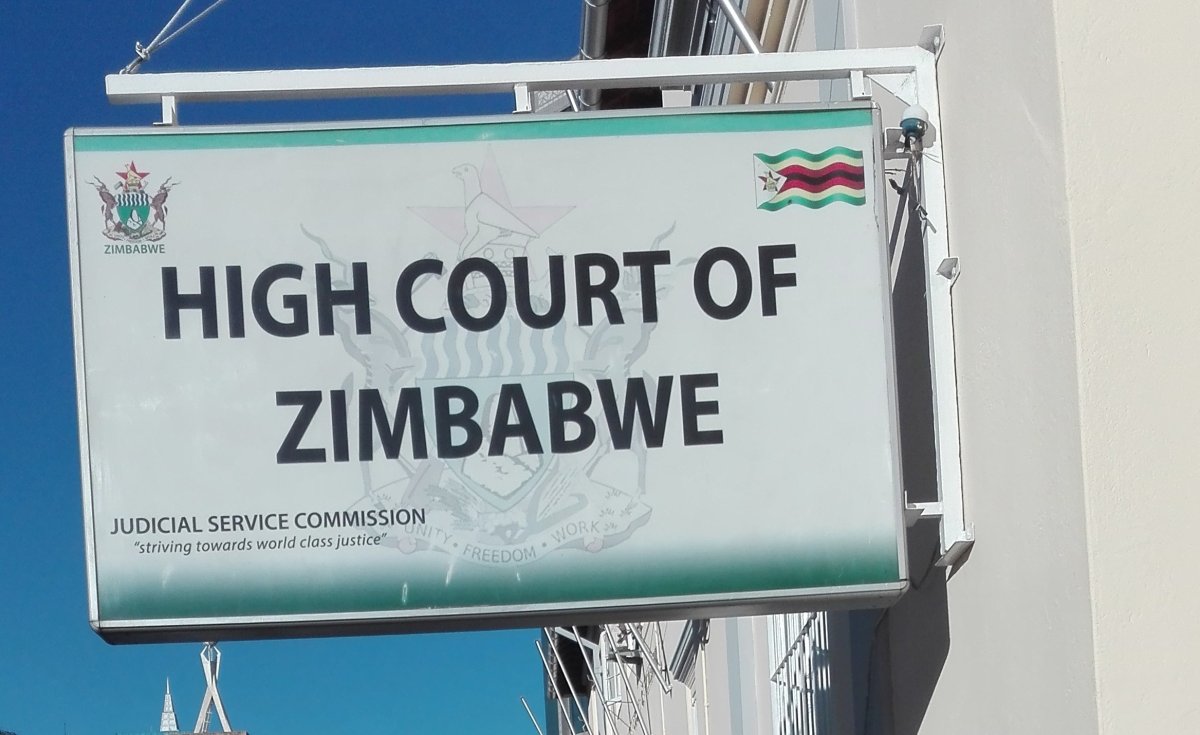allafrica's tweet photo. Rural Teachers Challenge Suspension From Zimbabwe Congress of Trade Unions @NewZimbabweCom: https://t.co/yyjWmwcDYy #Zimbabwe #ZCTU #ARTUZ #Zim #Teachers https://t.co/8Ejnnz6Xpj