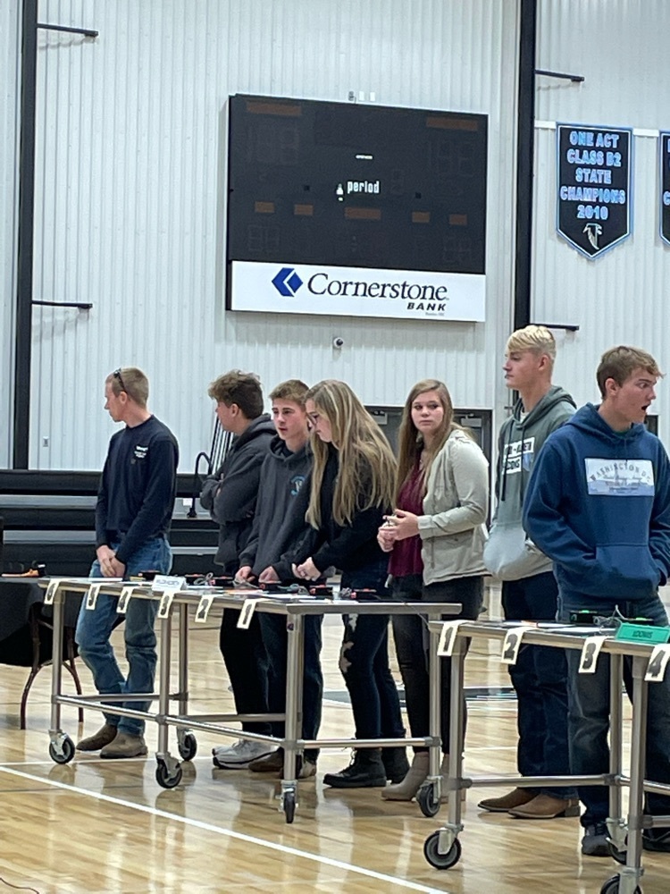 whfalcons's tweet photo. WH Quiz Bowl teams in action https://t.co/eZ0tg1visO