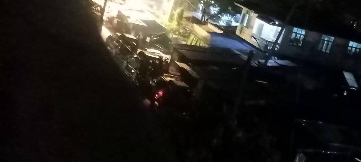 Two youths were abducted near 50kwae bus-stop last night during junta’s raids on 8 homes in NorthDagon township as Junta intensified their hunt for those involved in anti-regime movement.
#WhatsHappeningInMyanmar 
#Oct25Coup