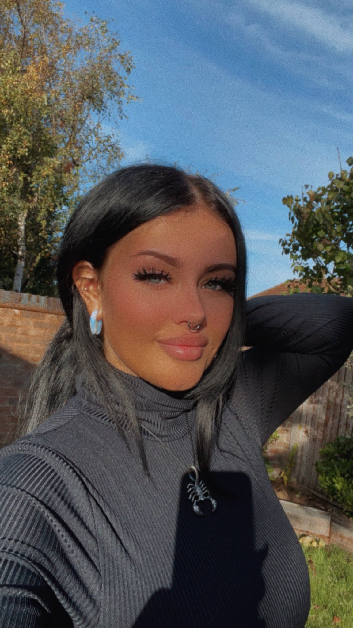 TW Pornstars - Niamh Velvet // 🔞+. Twitter. Hi hello hey. 👋🏼. 3:40 PM