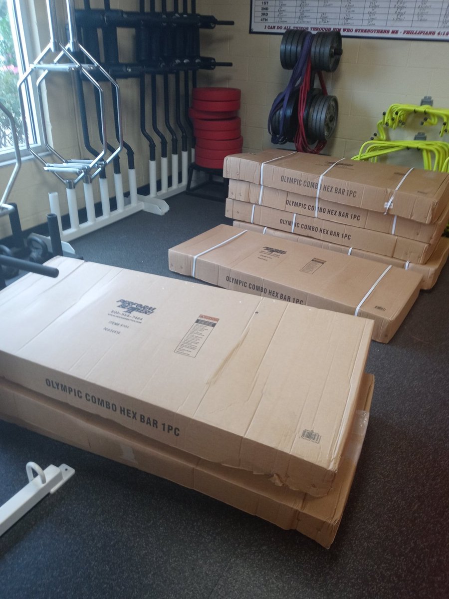 Thank you to the Strong Rock Patriot Athletic Club for supporting our Strength &amp; Conditioning program!  Big things happening at the Rock today! <a href="/srpatriots/">StrongRockChristian</a> <a href="/strongrocka/">StrongRockA/HS1</a> <a href="/StrongRockBase1/">#StrongRockBaseball</a> <a href="/SRCSCoachWebb/">T dub</a> <a href="/SRCS_Athletics/">SRCS_Athletics</a>