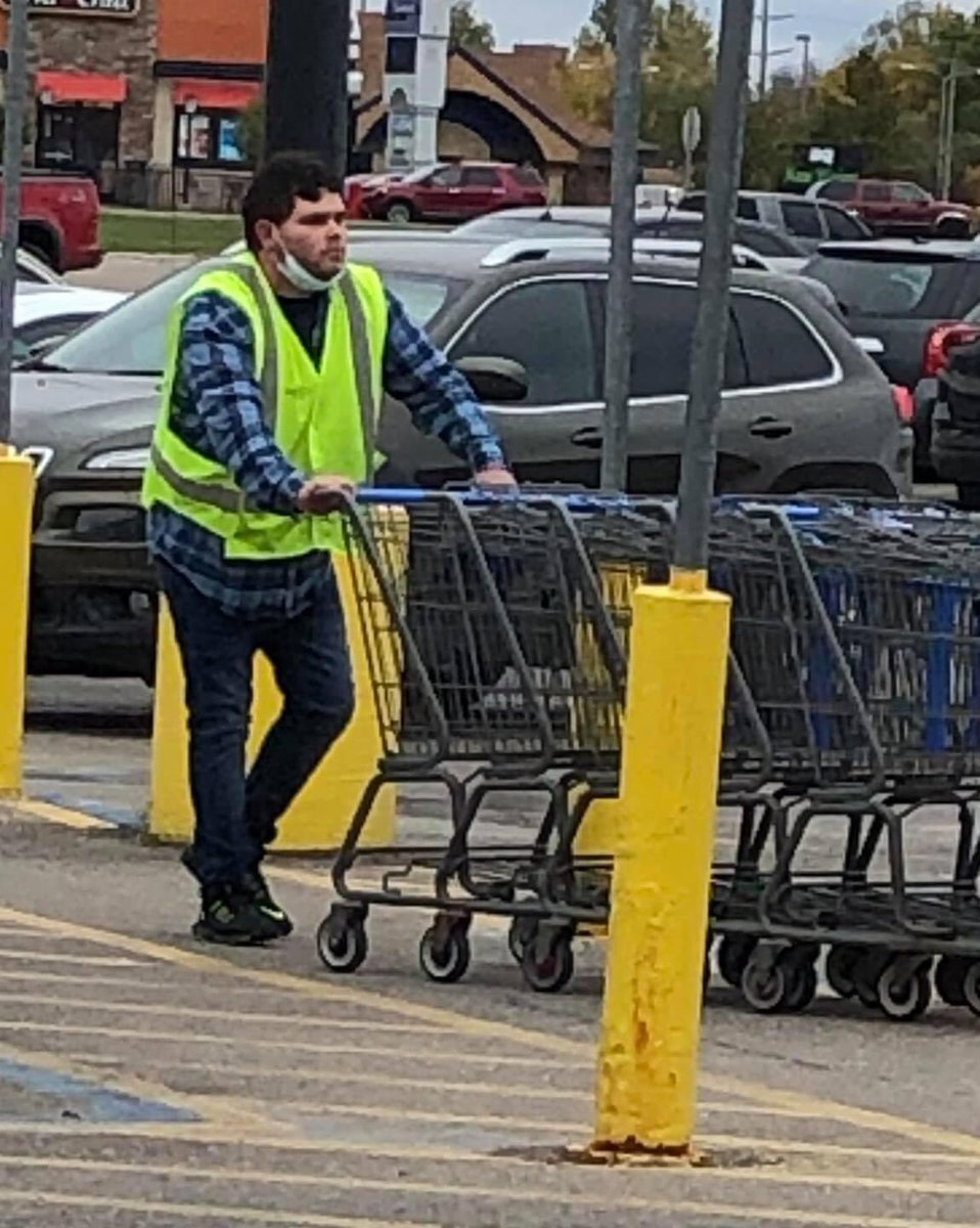 RRHSF1979's tweet photo. Congrats to Jarrell on his new job at Walmart!!  They are lucky to have you!! https://t.co/sjlksP6LLl