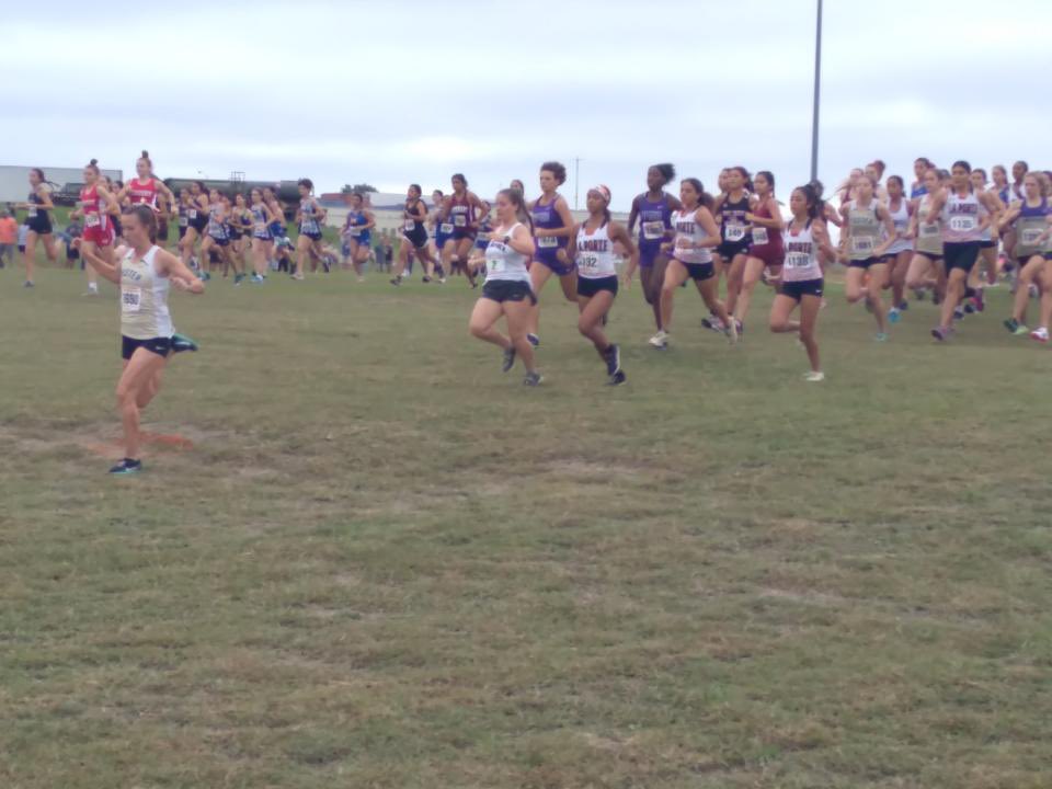 KempnerABC's tweet photo. So proud of Emilee McCoy competing this morning in Region 3 5A race, Huntsville! Such an mazing athlete.🐾🏃‍♀️@khs_gottarun #greatdaytobeacougar #fbisdathletics #khs_cougars #kempnerabc #kempnerhighschool #kempnerhs #WeareKHS #GoCougs https://t.co/y5A7bfbsgM