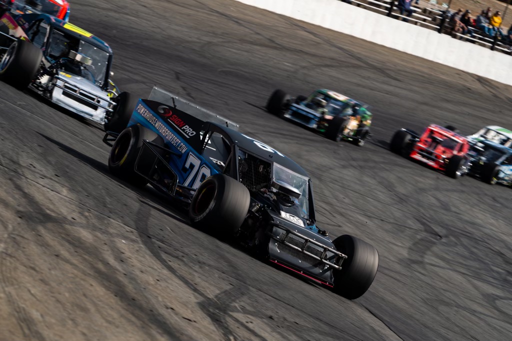 Monaco Modified Tri-Track Series tweet media