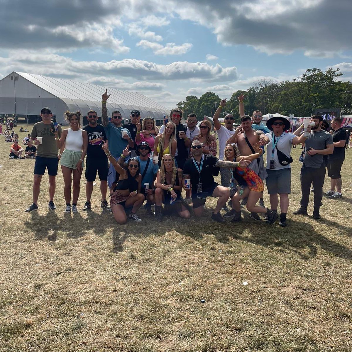 Can MK hurry up with the firm🕺🤯