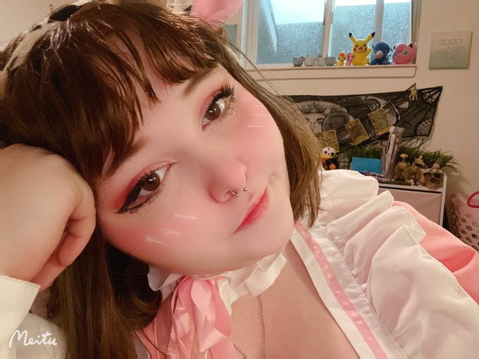 I&rsquo;m looking a little bored entertain meeee   #bored #anime #animegirl #maid #maidcosplay #kawaii #可愛い<a href="/tag/bored"class="tags">#bored</a><a href="/tag/kawaii"class="tags"><span>#kawaii</span></a><a href="/tag/anime"class="tags"><span>#anime</span></a><a href="/tag/maid"class="tags"><span>#maid</span></a><a href="/tag/bbw"class="tags"><span>#bbw</span></a><a href="/tag/%E5%8F%AF%E6%84%9B%E3%81%84"class="tags"><span>#可愛い</span></a><a href="/tag/animegirl"class="tags"><span>#animegirl</span></a><a href="/tag/onlyfans"class="tags"><span>#onlyfans</span></a>