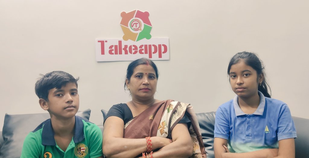TakeappIndia's tweet photo. हम है TakeApp परिवार क्या आप भी बने TakeApp परिवार, अगर नहीं तो आज ही प्ले स्टोर से डाउनलोड करें।
100% safe and secure app in india – truly indian app that design to provide you best chatting experience !!
#takeapp 
@vipinkahin @minmsme @GoI_MeitY @PMOIndia https://t.co/S8QIEkl0Jb