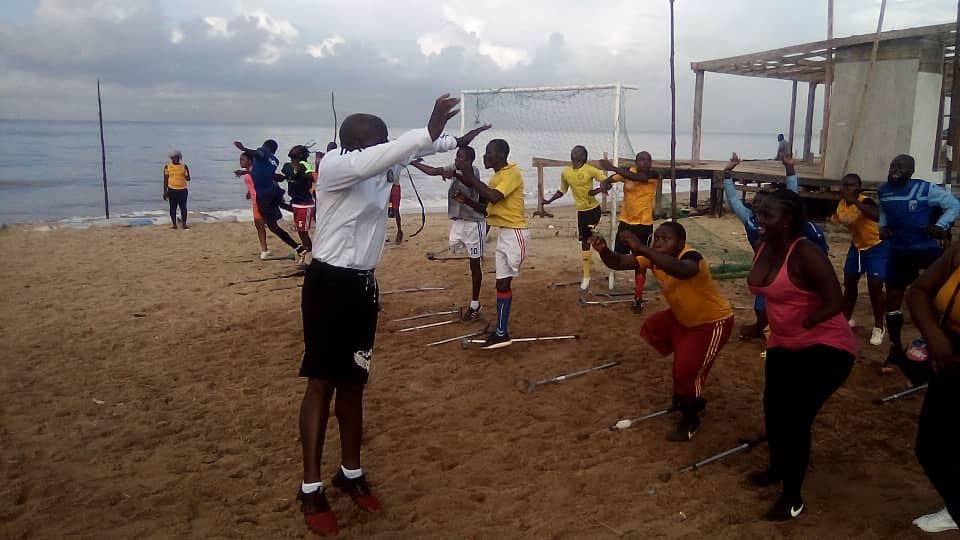 Dr_KeithThomson's tweet photo. @TulipMazumdar Nothing will stop the determination of Sierra Leone's finest Amputee Footballers reaching the Cup of Africa Nations Amputee Football in Tanzania 21. From child victims of the horrendous civil war to football heros. Please follow their story. Thank you @SierraSports https://t.co/JPHLIzeWx9