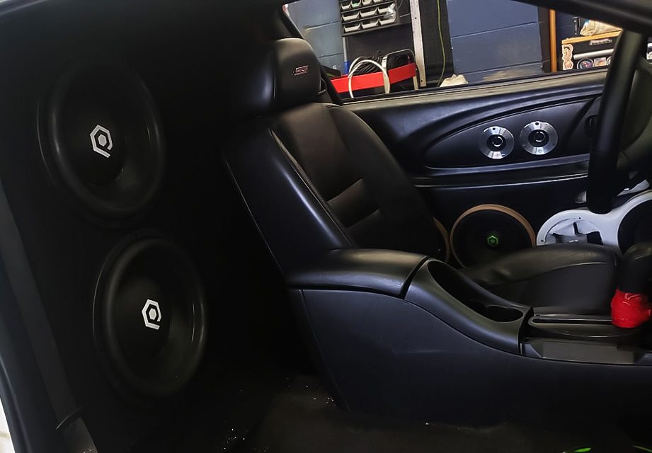 SoundQubed's tweet photo. Need mids and highs?

QP-MR6.5 Pro Audio Midrange Speakers and Titanium Super Tweeters are back in stock!

Get yours at https://t.co/VexO0OppPa and hear the difference.

#SoundQubed #SoundQuality #CarStereo #MidsAndHighs https://t.co/GvSK9VOWcq
