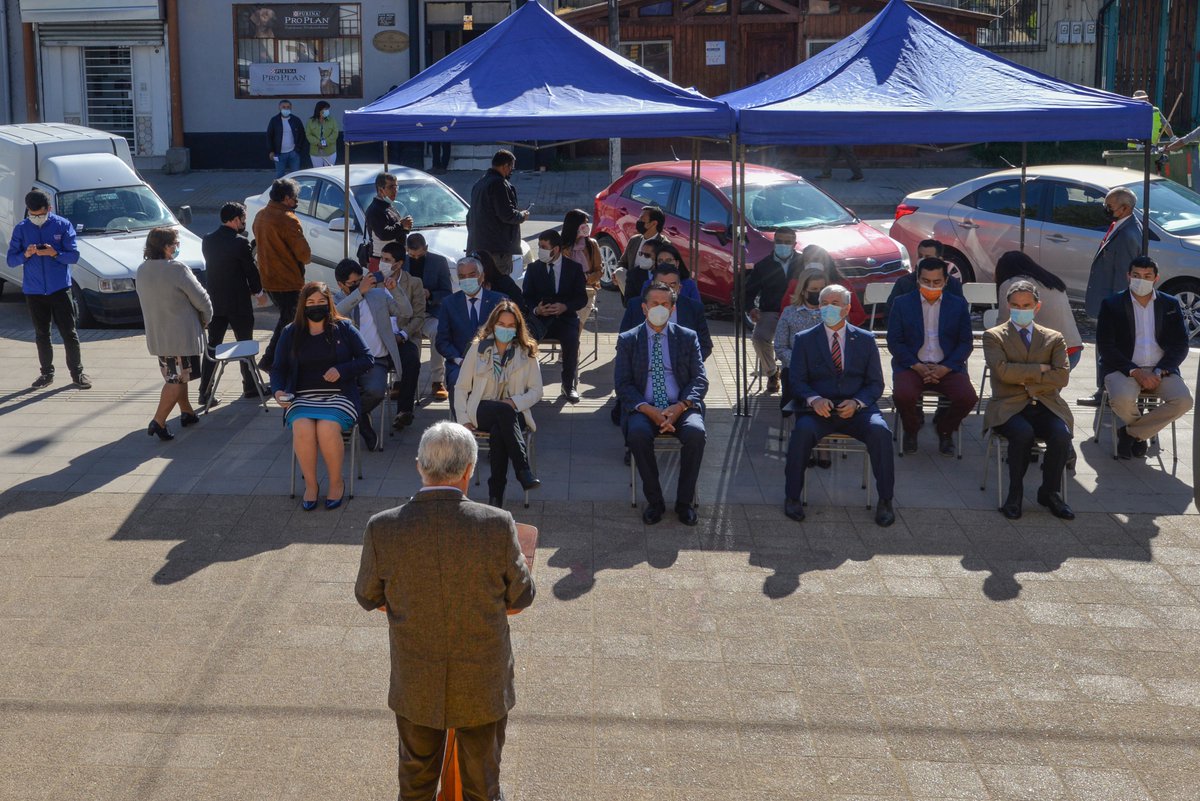 El concejo de pastores de nuestra comuna en conjunto a la oficina de asuntos religiosos del municipio, realizaron el izamiento de las banderas chilena y evangélica en la plaza de armas de Lota. 
#VamosContigo
#Iglesiasevangelicas