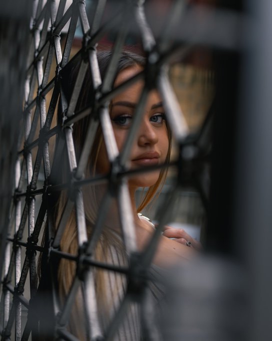 Watch Laura Bianca 🦋's leaked NSFW photo on TwXstars