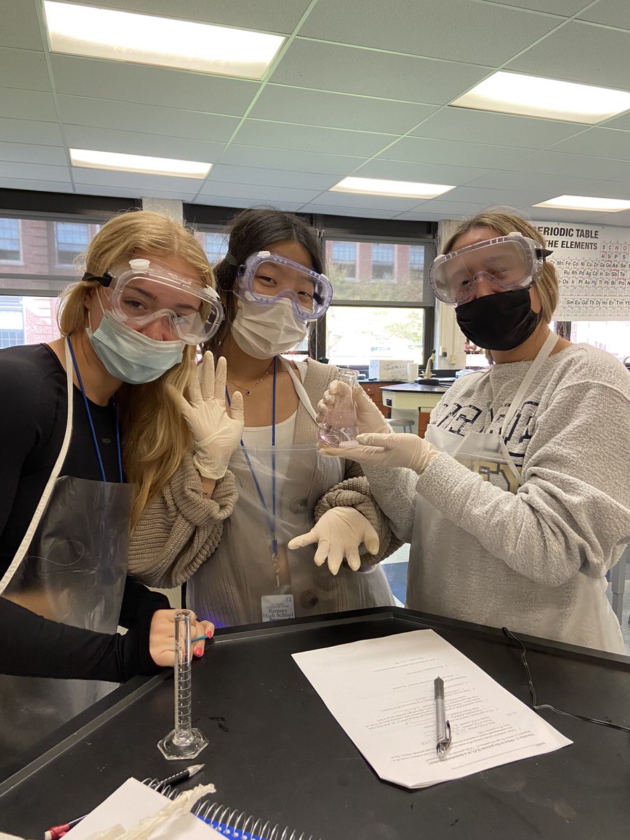 msshurminskyRHS's tweet photo. Some Friday fun last week in AP Chemistry! We worked to figure out if our hydrogen peroxide had gone bad by titrating and turning the solution light pink. These students got such a light pink color, it’s barely visible! Great work! @RSDSciTechEd @RamseyHSNJ https://t.co/tUBVc3SQ8c
