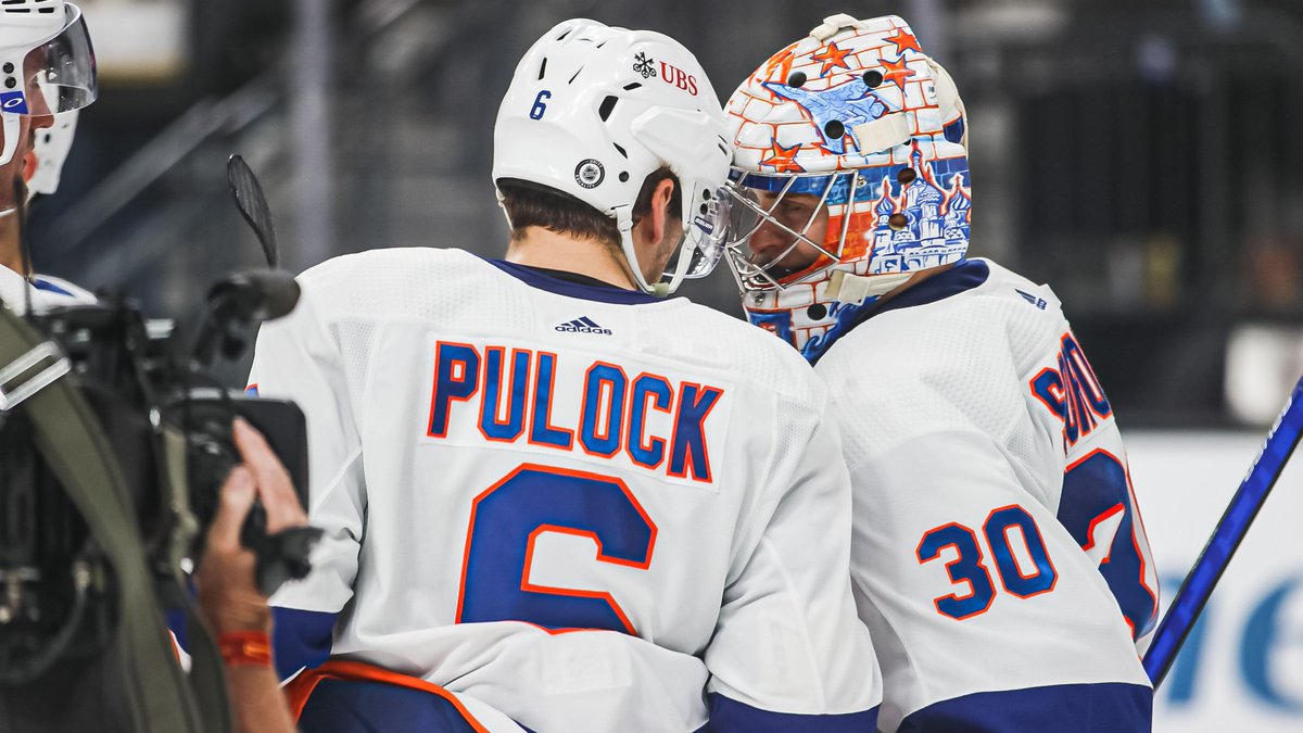 NYIslanders's tweet photo. Back-to-back wins and a Bones Day?

What more could you need?! https://t.co/n9YcJFW0Vo