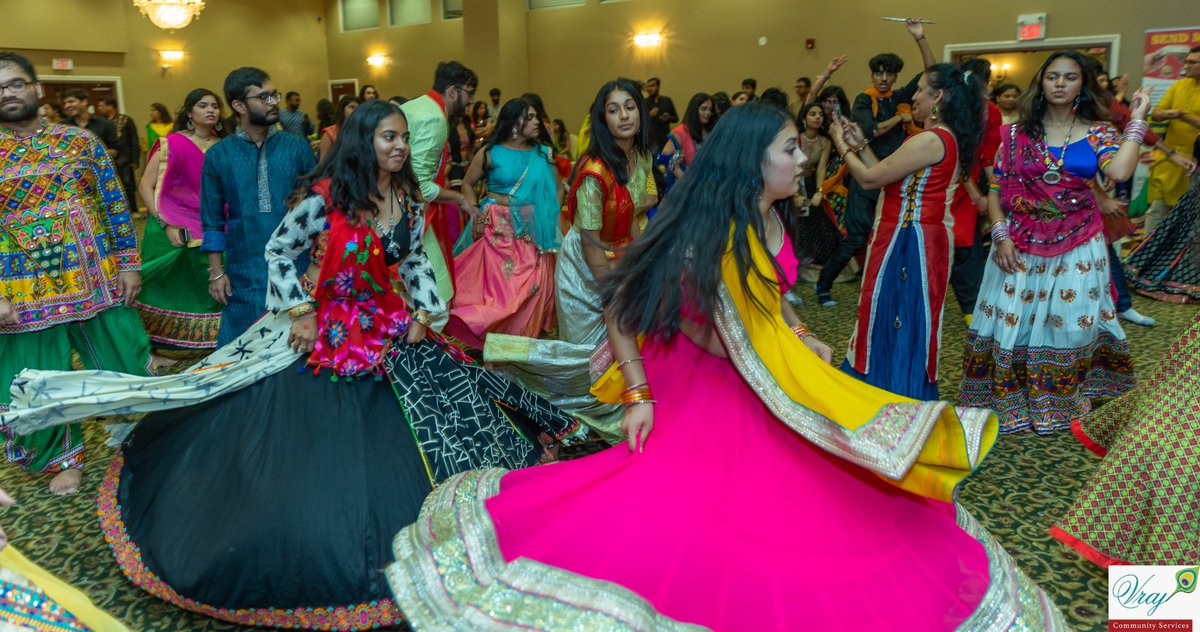 IndiainToronto's tweet photo. CG @_apoorvasri was pleased to be part of vibrant #Garba night organized by @VrajCanada to celebrate #navratri2021. A reflection of endless energy, enthusiasm &amp; excitement of Indo-Canadian community celebrating #festivalsofIndia joyously.
@HCI_Ottawa #AzadiKaAmritMahotsav https://t.co/2oZEJyY8Fn