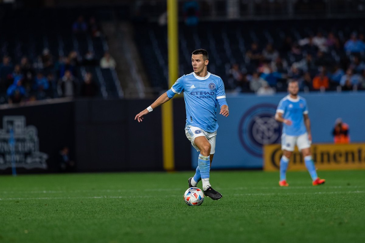 alfredo1008's tweet photo. 6-0 in front of our fans at home 🗽 team and fans showed out!  Keep pushing 💙there’s still work to be done! @NYCFC https://t.co/P0amOkmbdN