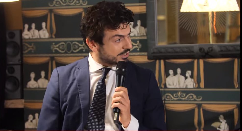 Occorre ricostruire rapporto tra offerta culturale e pubblici per ritorno fiducia e partecipazione. Pubblici da coinvolgere nella produzione culturale, dalla scuola ai giovani
<a href="/TommasoSacchi/">Tommaso Sacchi</a> Assessore Cultura <a href="/comunemi/">Comune di Milano</a> #IoSonoCultura ora qui 👉bit.ly/IoSonoCulturaF…