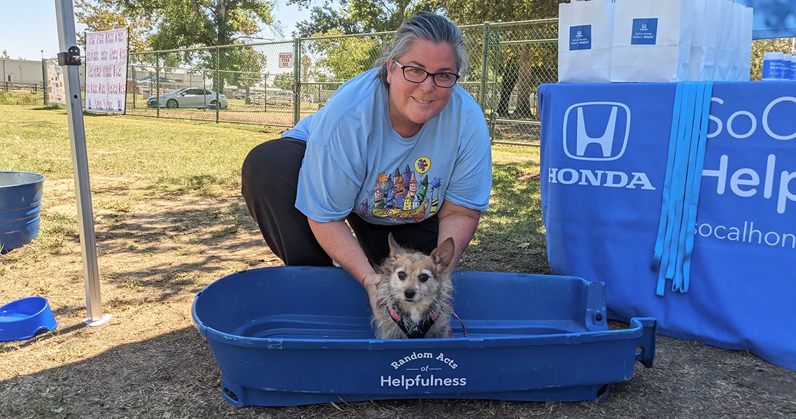 HelpfulHonda's tweet photo. Are we helping pets in Pomona find new loving owners, or are we helping pet owners find their new best friends? We think itβs both! #RandomActsOfHelpfulness https://t.co/TQb2dnaF3B