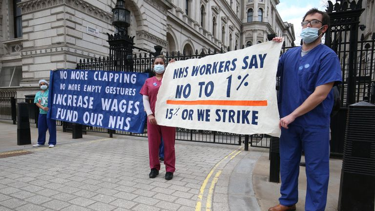 Tonight on Socialist Telly, three nurses from the #NHS15 campaign for a 15% pay rise for NHS staff about the campaign and what support they're receiving (or aren't) from politicians...