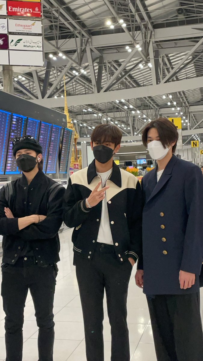 ketsaralimp's tweet image. เดินทางปลอดภัยนะค้าบ เด็กๆ ดูแลตัวเองกันด้วยนะค้าบ ❤️❤️❤️
#SafeFlightTRINITY #thirdlapat #XXSIVK #JackieJackrin #4NOLOGUE