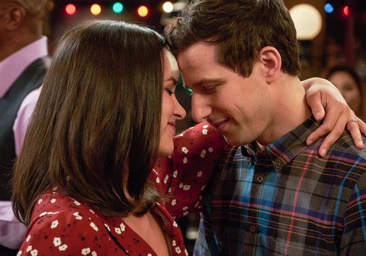 cupofmariel's tweet photo. No les pasa que ✨✨ parejas de sitcoms ✨✨ https://t.co/G2jORKKYlU
