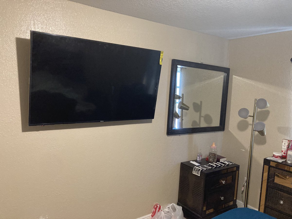 LOYAL(TY) tweet media