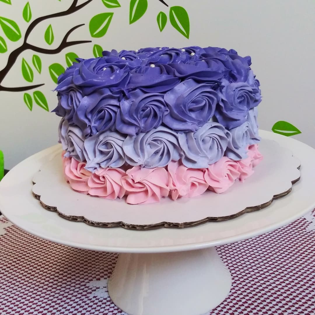 _SugarBakery's tweet photo. Nos encantó elaborar este pastel, lo mejor de todo es, que puedes comerlo sin remordimientos; porque es sugar free 😋
#sugarbakerysv #cakes #healthydesserts #postressaludables #sugarfree #nosugar https://t.co/Q6O38gOrmc