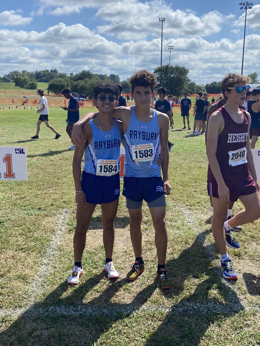 SAMRAYBURNXC's tweet photo. Congrats to both boys and girls runners that competed today.  You guys had a great season and I am extremely proud of you all. https://t.co/zAOCo7dpRB