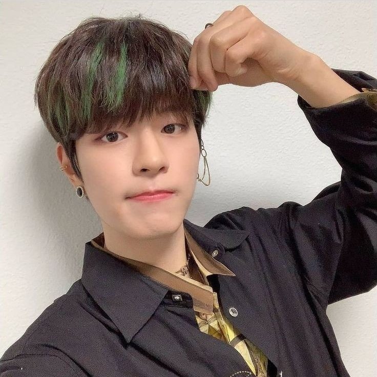 seungthyg's tweet photo. green details https://t.co/0yZtfSY2go