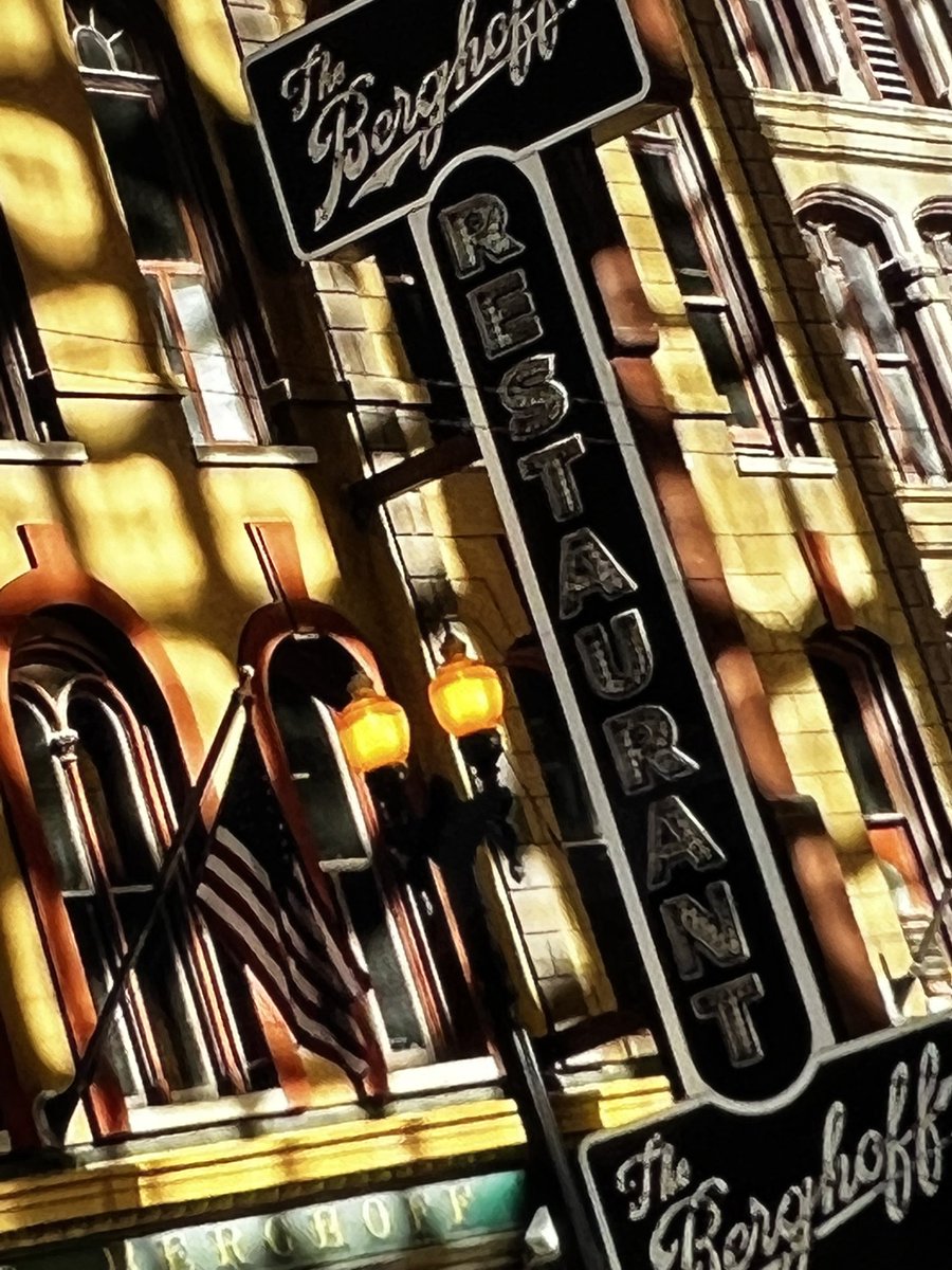 ⁦<a href="/moment/">Moment</a>⁩ ⁦<a href="/photojack/">jack hollingsworth</a>⁩ the shot of the shot. Thanks