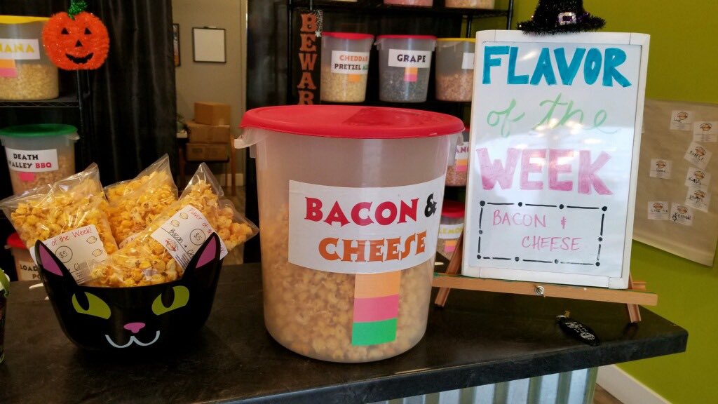 theSavoryKernel's tweet photo. Looking for something cheesy and savory? Come grab a bag of our Flavor of the Week for only $5!! 

Flavor of the Week: Bacon &amp; Cheese https://t.co/1tyN9HkTkm