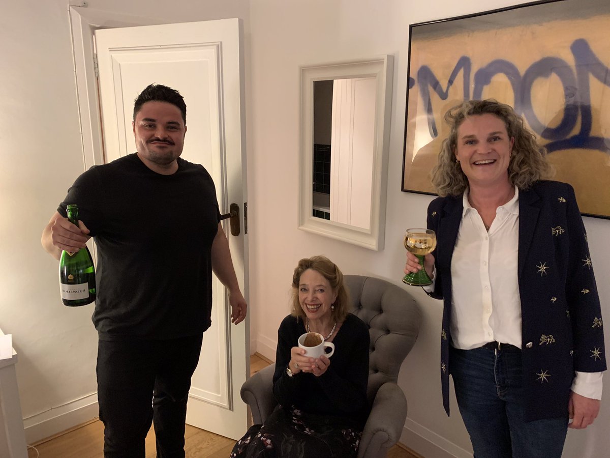 BBCRadioLondon's tweet photo. More guests join the Halloween🎃party at Chez Jo’s for a Late Show Special. #jogood #halloween2021 #cheers
@Siobhansmiles @JozefPFurReal https://t.co/MTjbQpcCXh