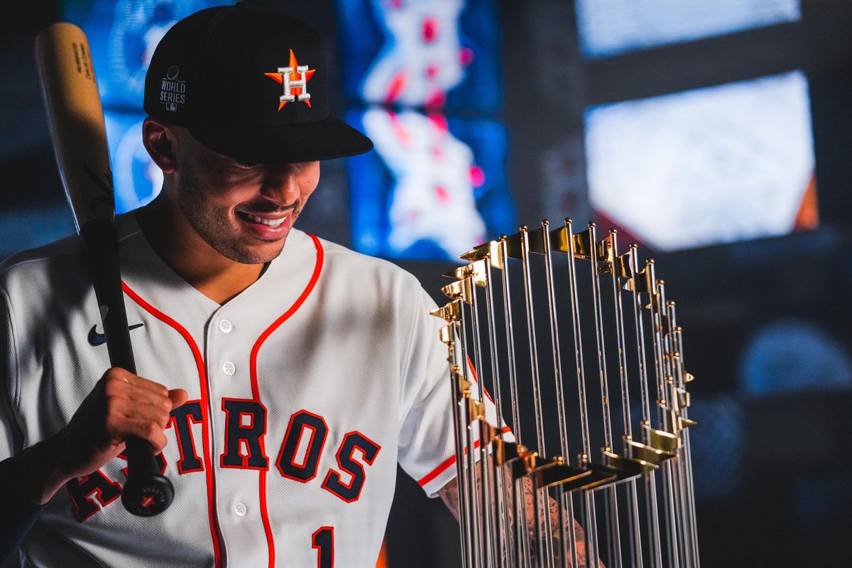 astros's tweet photo. Eyes on the prize.

#ForTheH https://t.co/kkqptLYqFW