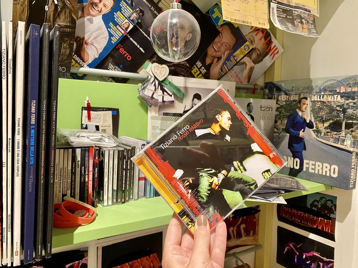 ThankyouTzn's tweet image. Che viaggio meraviglioso.
Auguri a Rosso Relativo e auguri a noi.
@TizianoFerro ❤️

#RR20