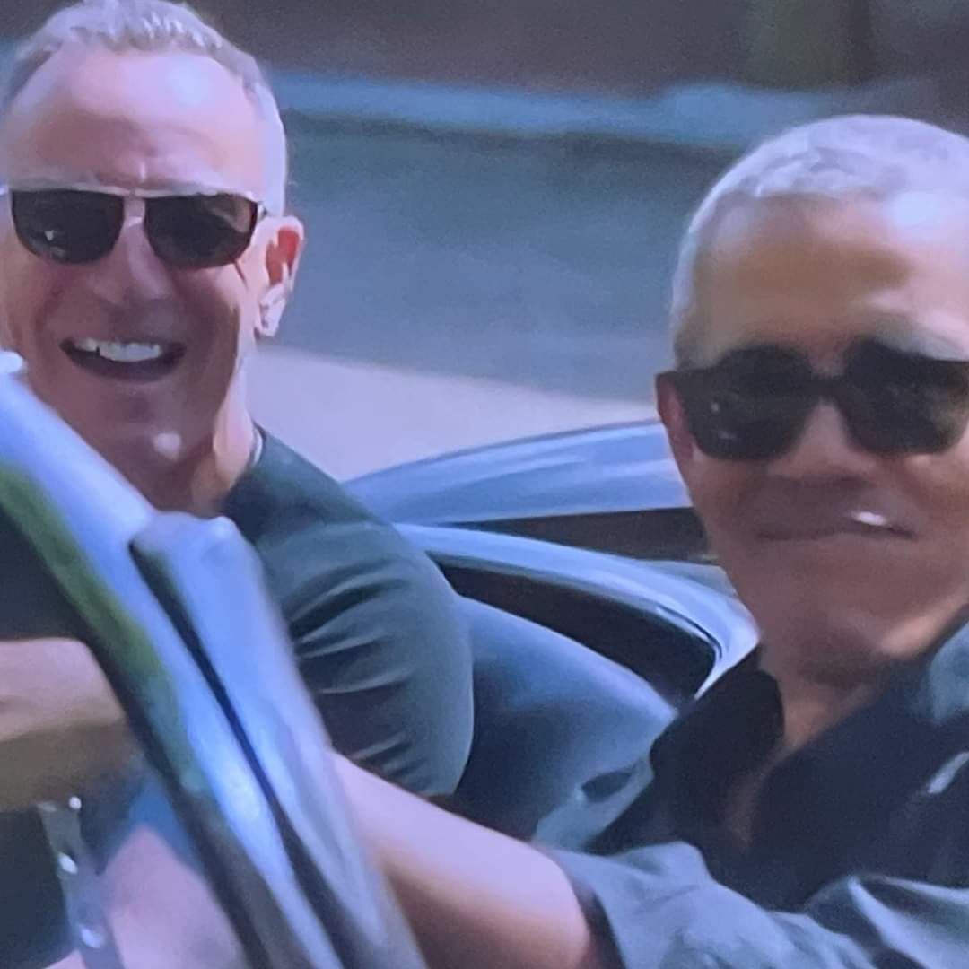 Renegades, Born in the USA by Bruce Springsteen &amp; President Barack Obama - the book, out Tuesday. On CBS Sunday Morning this morning at cbsnews.com/amp/video/bara…. <a href="/springsteen/">Bruce Springsteen</a> <a href="/barackobama/">Barack Obama</a> #renegades #bornintheusa🇺🇸 #books #podcasts #springsteen #obama #music #politics