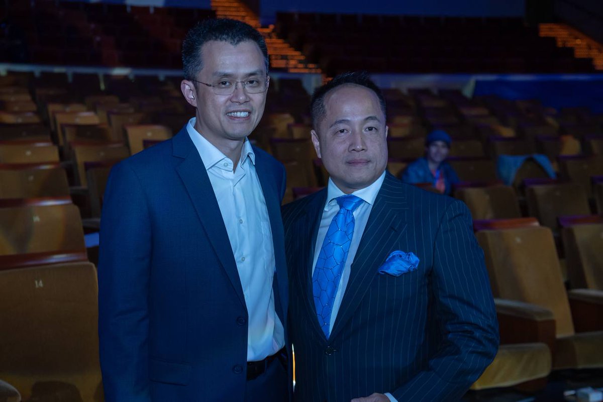 fantomdc's tweet photo. Legends: @HarryYeh, MD &amp; Founder of Quantum Fintech Group with @cz_binance, CEO @binance before the doors open!

Brightest minds have gathered at @FantomDC. 

$BNB $FTM @fantomfdn #Binance https://t.co/e0f738daZi