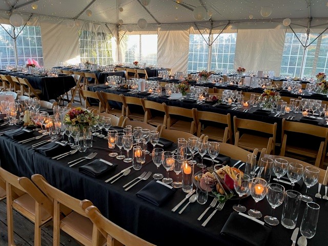 Wonderful evening spent at the Heiliger Huegel Farm-To-Table Dinner Gala. We were honored to be a part of the evening's success.
866-66CATER
608-695-1688
scotty@chefscotty.com
scotty@indulchi.com
chefscotty.com

#HeiligerHuegelSkiClub #chefscottywagner #indulchicatering