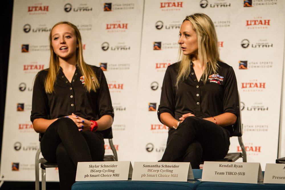 l39ionla's tweet photo. New rider announcement! Proud to announce we've signed @schneidersister to L39ION of Los Angeles for 2022. 

Samantha and @skylar_mars24 will once again be teammates in 2022, joining the Ryan sisters and Williams brothers as our 3rd set of siblings. https://t.co/OWMle67bQ7