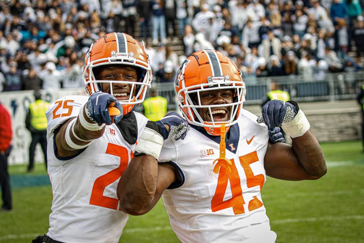 UofIllinois's tweet photo. This weekend @IlliniFootball made history by winning in nine overtime periods during the longest game in college football history, upsetting No. 7 Penn State 20-18.

The team was honored Saturday evening at State Farm Center. https://t.co/csfmKm4J5C