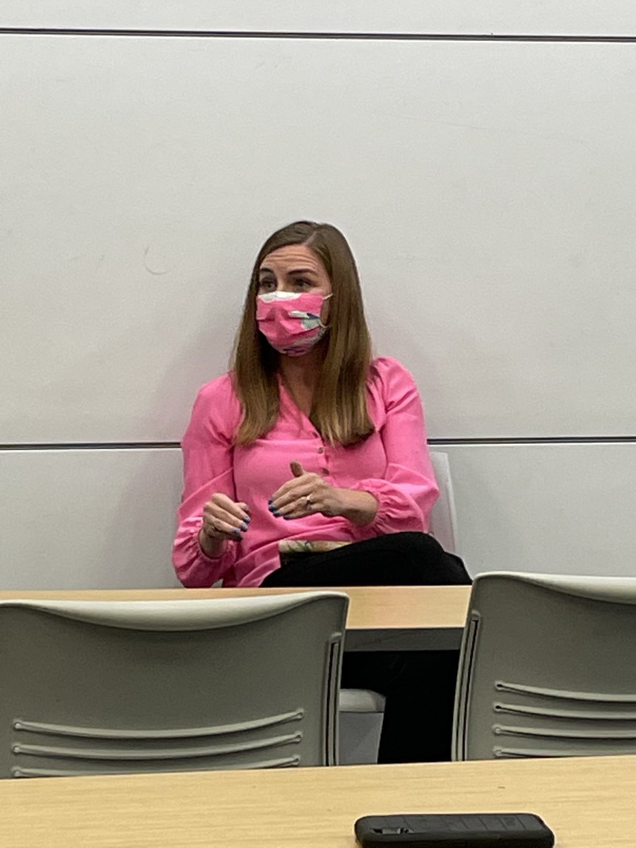 Thanks to ⁦<a href="/RepWetmore/">Rep. Spencer Wetmore</a>⁩ for speaking with our ⁦⁦@SCPolitics2⁩ group ⁦<a href="/CofC/">College of Charleston</a>⁩.  She’s sharing some great tips for advocacy at the local, state, and federal level.  #scpol ⁦<a href="/HSSatCofC/">CofC School of HSS</a>⁩