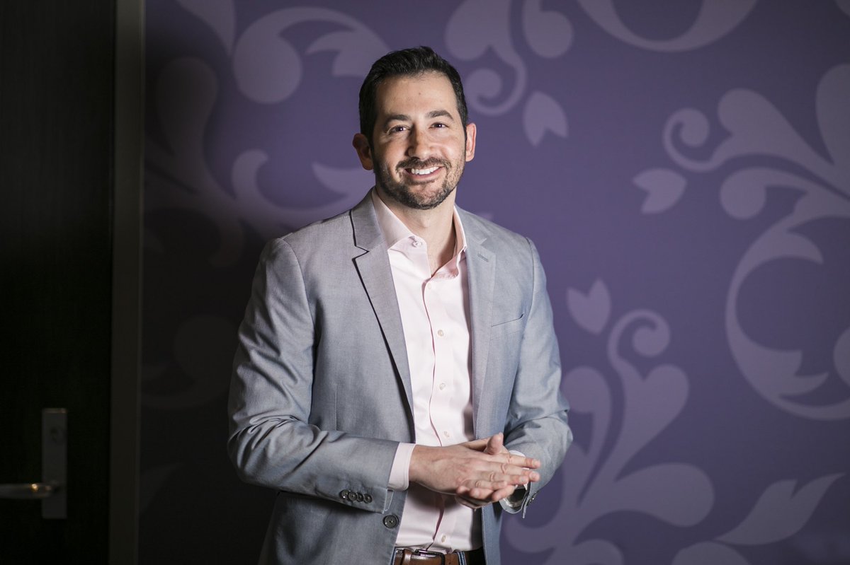 RunGoodGear's tweet image. Let’s hype our man up. #OurSeacrest

If @jeffplatt makes the official FT we’ll pick six folks who RT this a RunGood T-shirt. If he wins we’ll pick one more for a @RGPokerSeries Main Event seat of their choice. #WSOP #DoubleStack