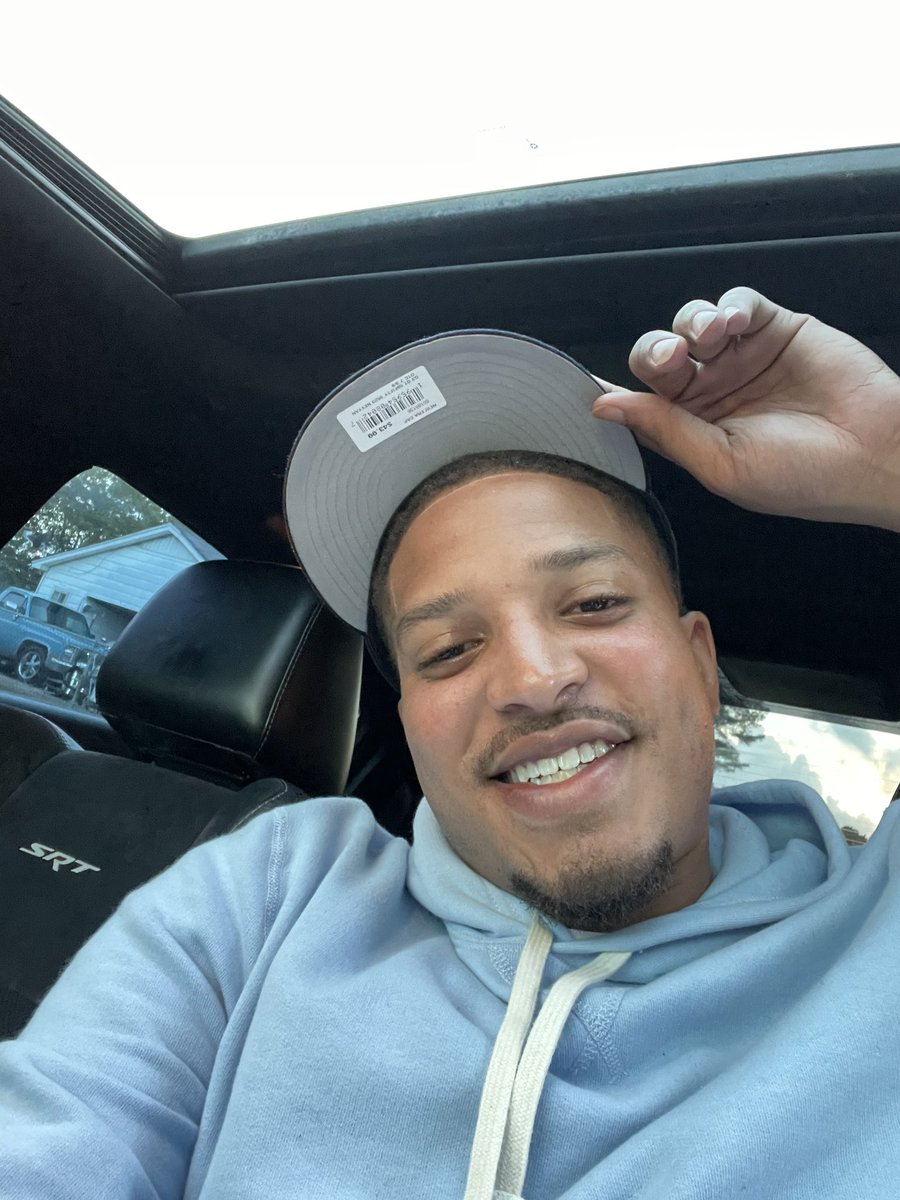 Dylloooo__'s tweet image. I watched family past and my closest friends change🥷🖤