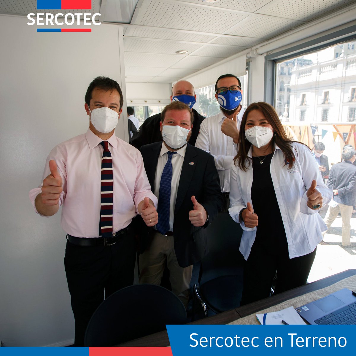 De forma adicional, se dio apertura al #PymeMovil que estará en cuatro comunas de la #RM para atender consultas y apoyar a todos los que lo necesiten.