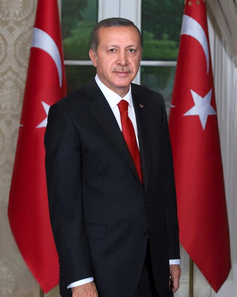 • Başta ABD olmak üzere 10 ülkenin büyükelçilikleri Türkiye'nin Osman Kavala tepkisi sonrası tek tek geri adım atıyor. 

Diplomaside yeni “one minute” etkisi.

YANINDAYIZ UZUN ADAM! 🇹🇷

 #ErdoğanınYanındayız