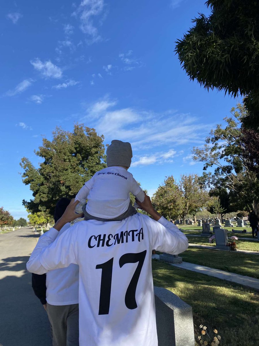BreezyMiguell's tweet photo. Long Live Chema.
#JustceForChemita #patterson https://t.co/1jClJa14H1
