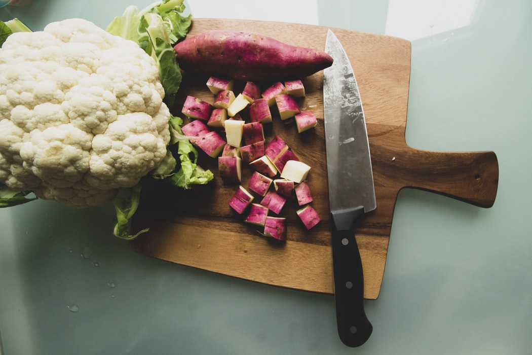 SanjeevKapoor's tweet photo. If you want to cut down on carbs but are a die-hard potato lover, here are some superb alternatives for you to give a try!

Article Link: https://t.co/jYAfBD6Izi

#lowcarb https://t.co/jJnXghPklL