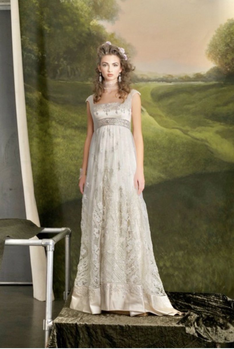 rani_stpucchi's tweet photo. Pure silk.
Hand-embroidered.
One-of-a-kind.
St.Pucchi Couture - 9311
Exclusively at https://t.co/8gZhgky3FA
#wedding #bride #bridal #bridalgown #engaged #bridetobe #weddinggown #sale #yourbridalstyle #bestseller #stpucchi #ranistpucchi https://t.co/Gxc7LjCS03