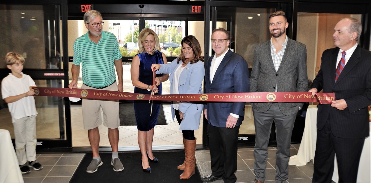 BaldwinMediaPR's tweet photo. We appreciate all those who made the ribbon cutting for our new office a huge success! https://t.co/lI73NW8MKl