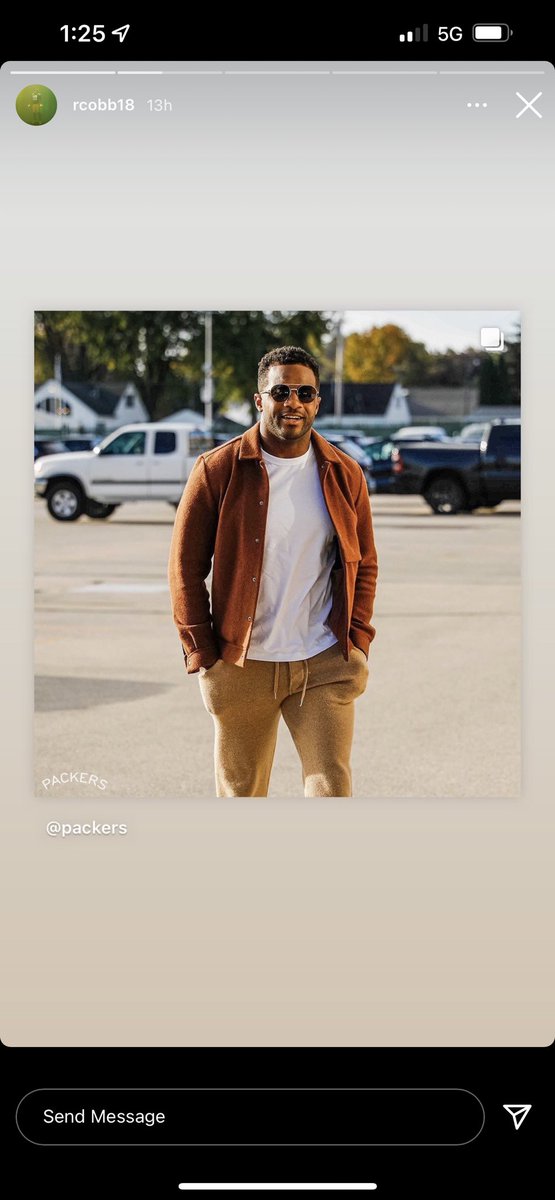 Quikolas17's tweet image. If you play pro sports and have an agent, please go negotiate a deal with @WIREWAX and a department store like @Macys or @saks to shop your game day looks each week. Receive royalties on purchases. Optimize deployment on social. Etc 

Ex: someone should be paying @rcobb18